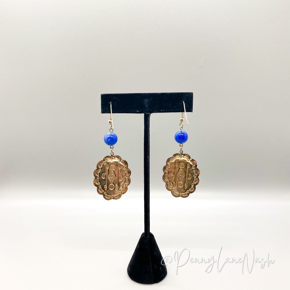 Vintage Arrow Metal Plate w/ Blue Bead Drop Earrings - Picture 4 of 6